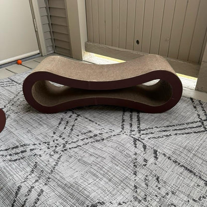 Fluffydream2In1 Cat Scratcher Lounge Bed - Soft Material, Curved Design, Ideal for Cats, Versatile Use